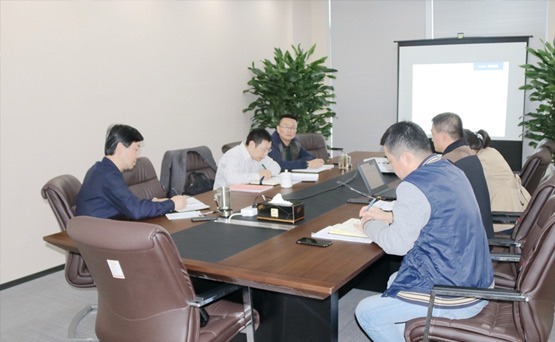 沈校根赴內(nèi)陸港公司調(diào)研